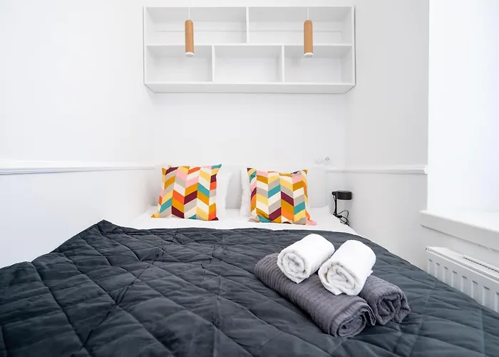 Plac Wolnosci Apartment - Top Location, Parking - By Rentujemy
