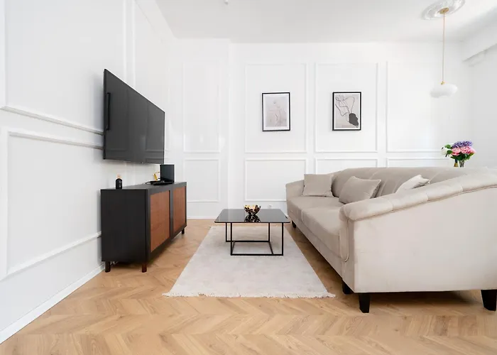 Plac Wolnosci Apartment - Top Location, Parking - By Rentujemy
