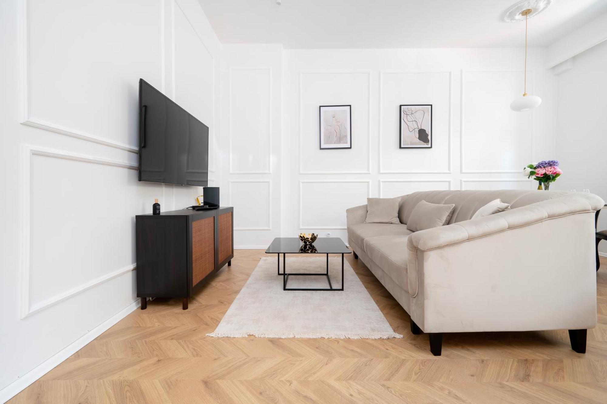 Apartment Plac Wolnosci - Location, Parking - By Rentujemy *