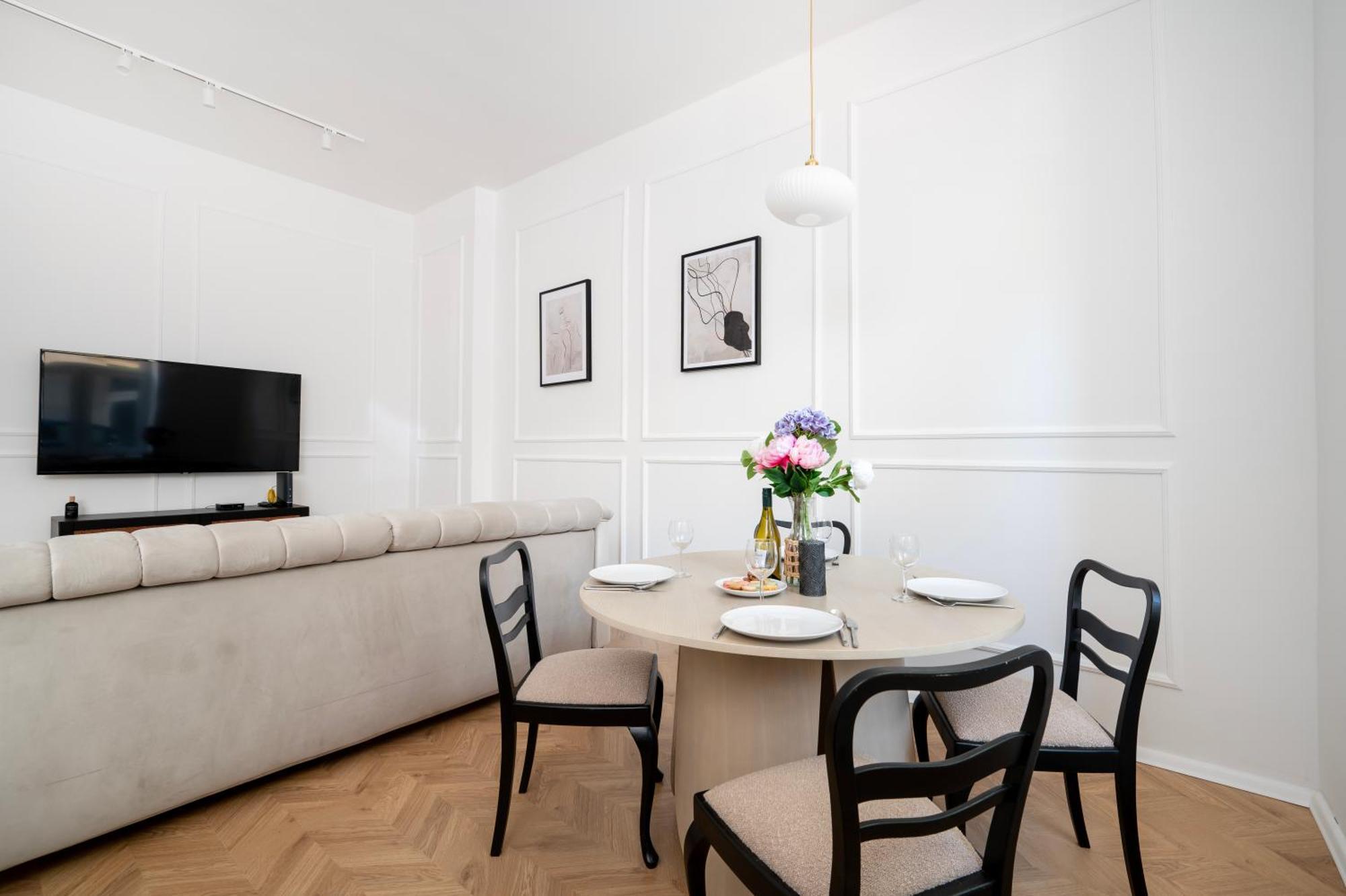 Plac Wolnosci - Location, Parking - By Rentujemy Apartment